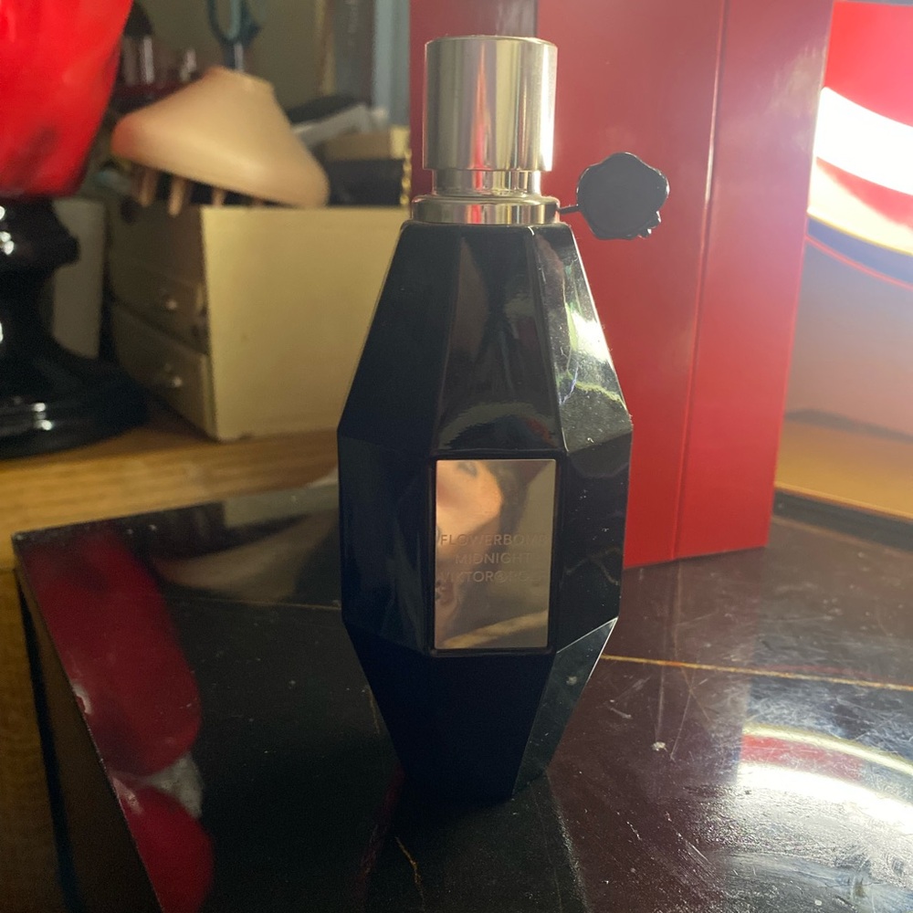 FLOWERBOMB MIDNIGHT PERFUME